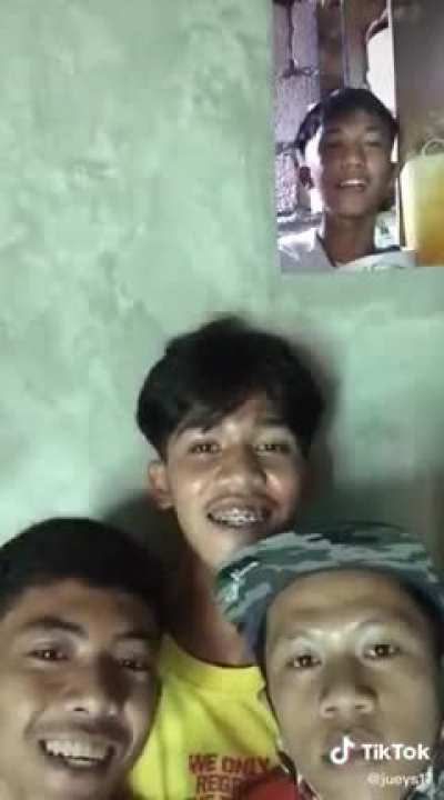 Video Call with the bois