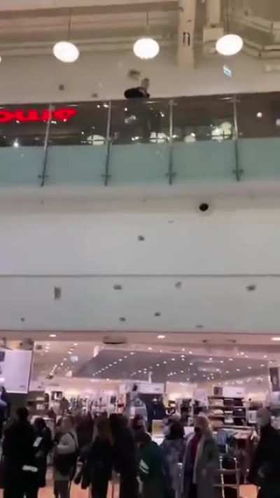 【傻鹅弟国现状】莫斯科“散财童子”