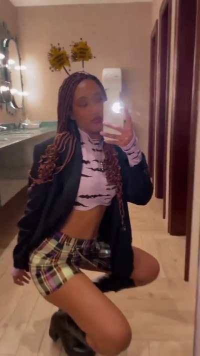 @darkplummm_21