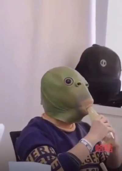 ma'am quench guzzling assphelios's secret stash of sett cummies while he's in base 