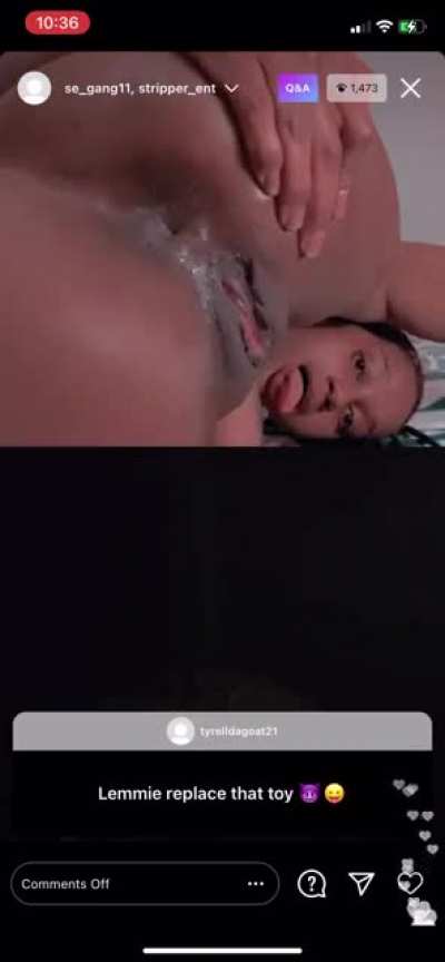 👀