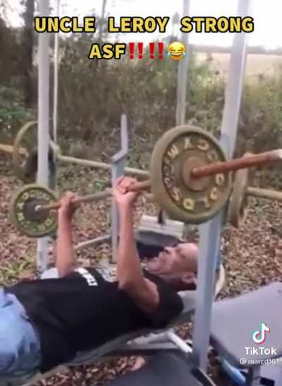 Unc pumping iron