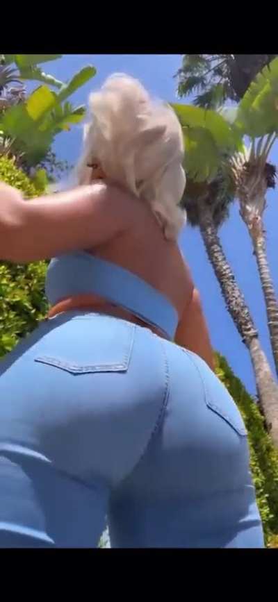 Megan Shaking her fat ASS!