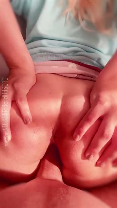 Spreading my cheeks