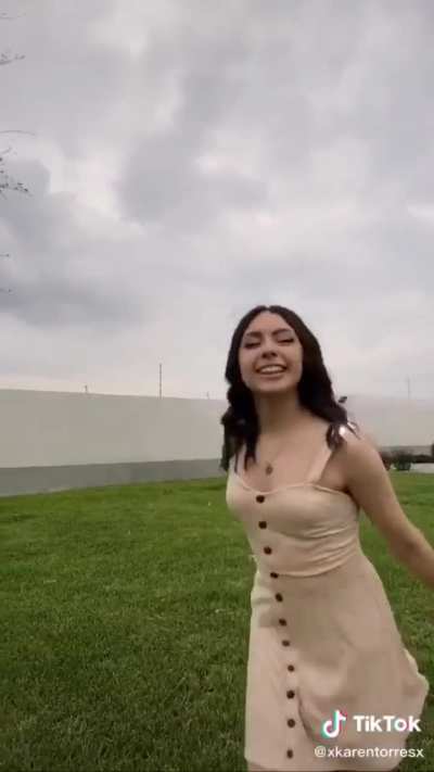 Alguien puede explicarme cómo pasamos de dos limones a dos melones? No es queja